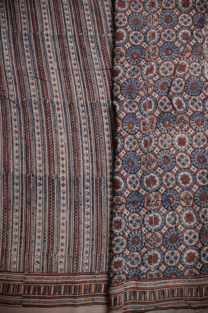 Sarees - Matkatus 