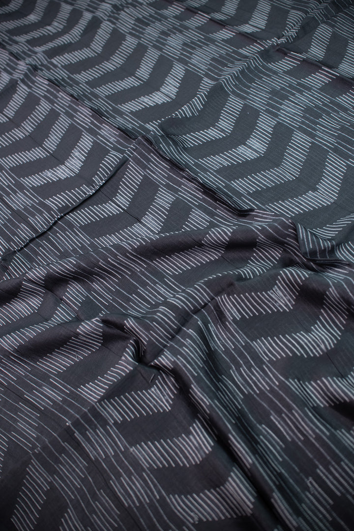 Shibori Suits - Matkatus 