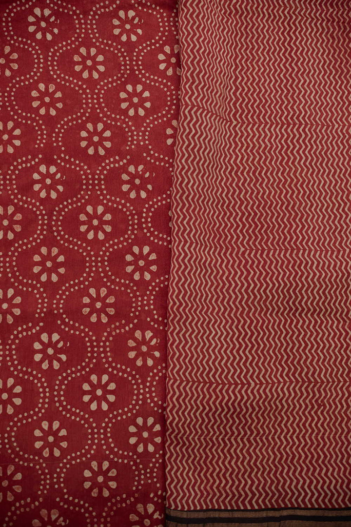 Ajrak Sarees - Matkatus