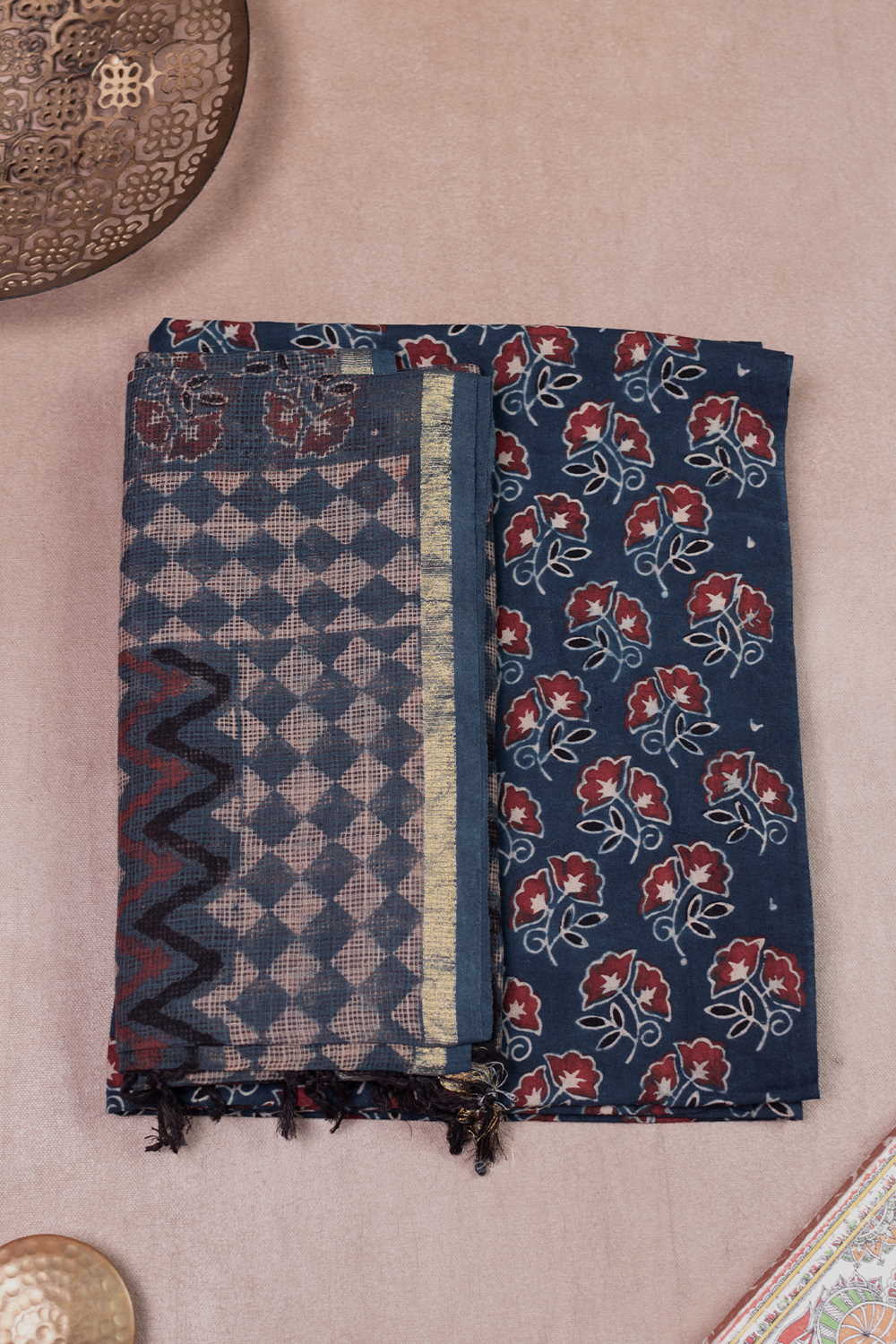 Ajrak print Suits-Matkatus 