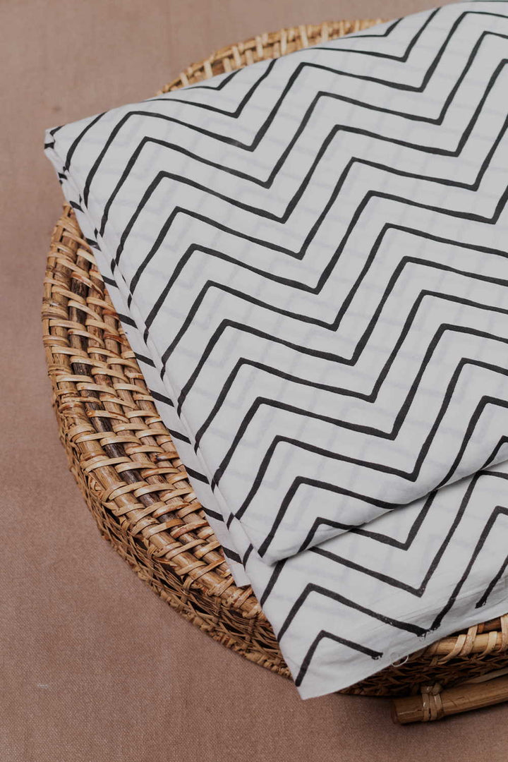 Chevron on Cream Sanganeri Cotton Fabric - 0.6m