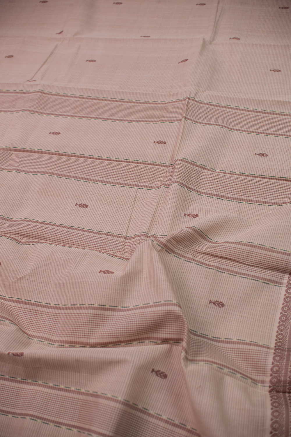 Sarees - Matkatus 