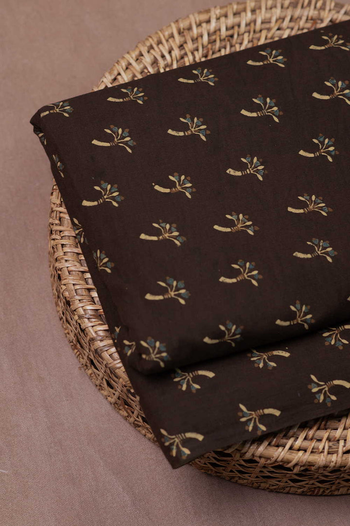 Ajrak Cotton Fabric - Matkatus 