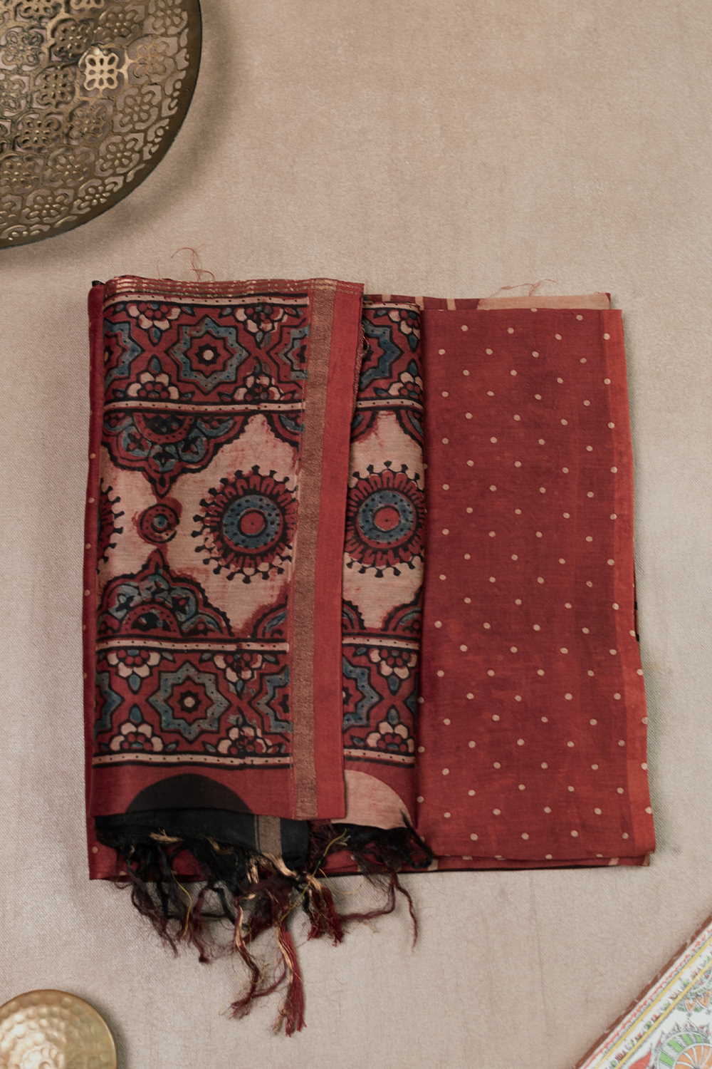 Ajrak print Suits-Matkatus 