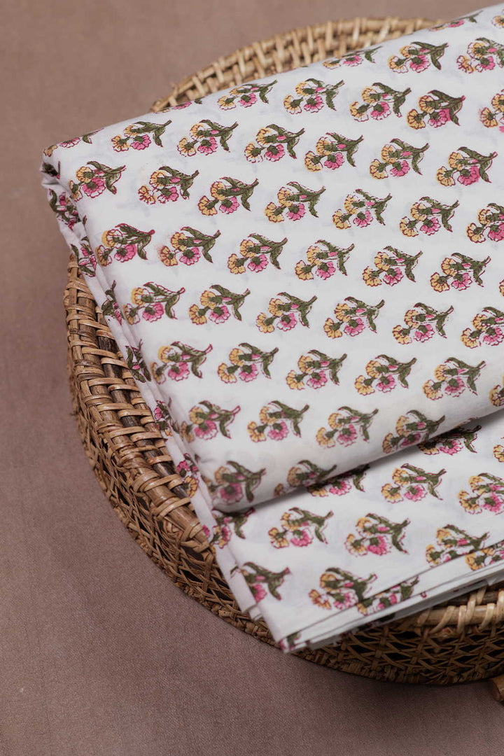 Sanganeri Fabric - Matkatus 
