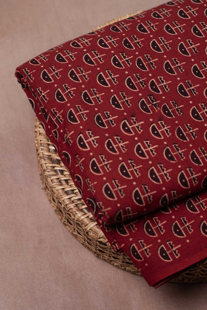 Ajrak Fabric - Matkatus