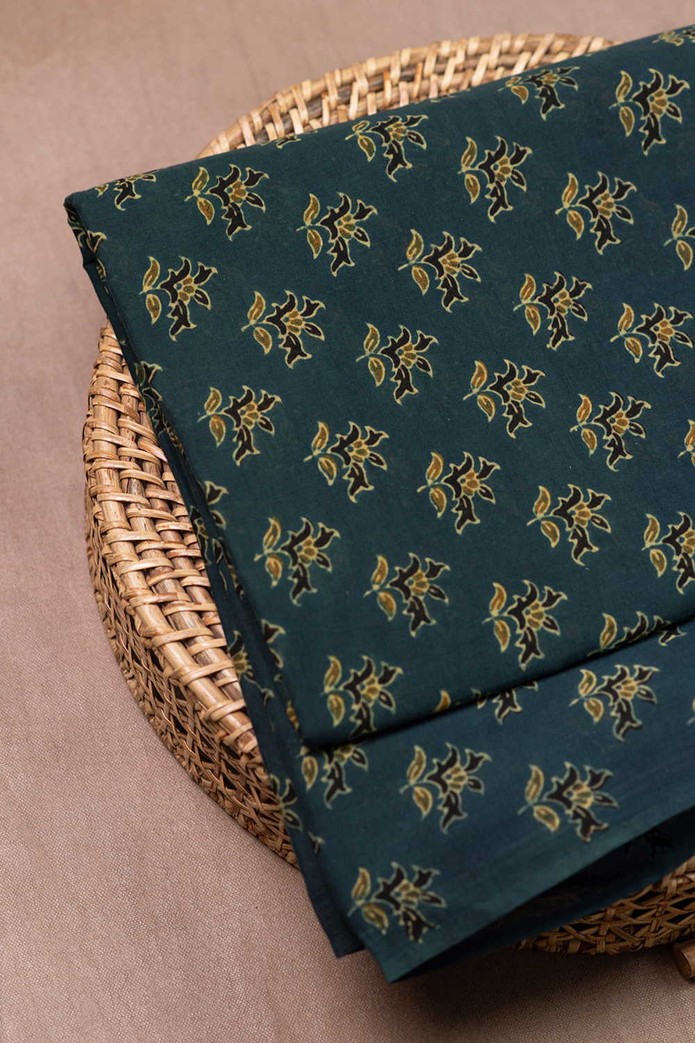 Ajrak Fabric - Matkatus