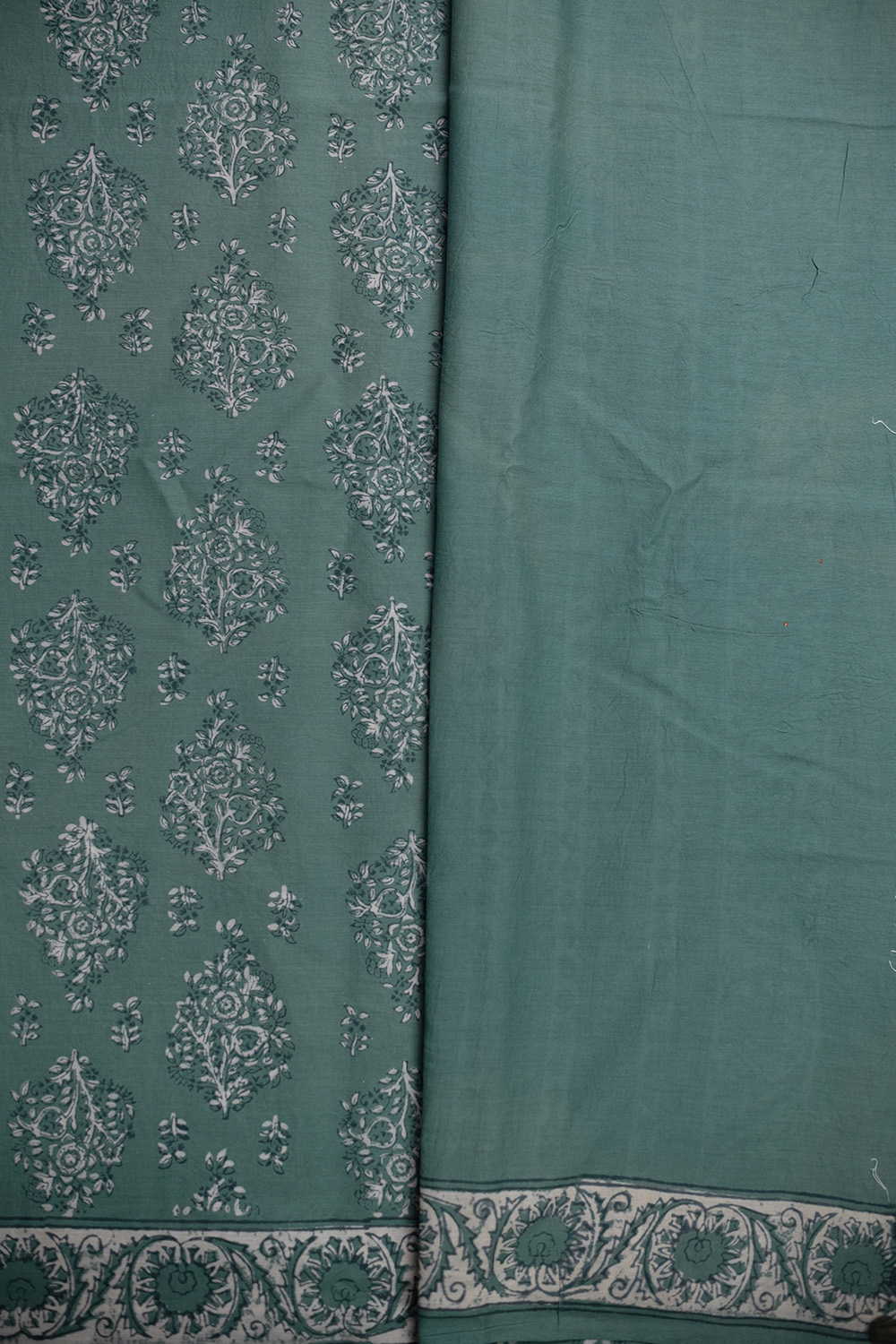 Mul Mul Cotton saree - Matkatus