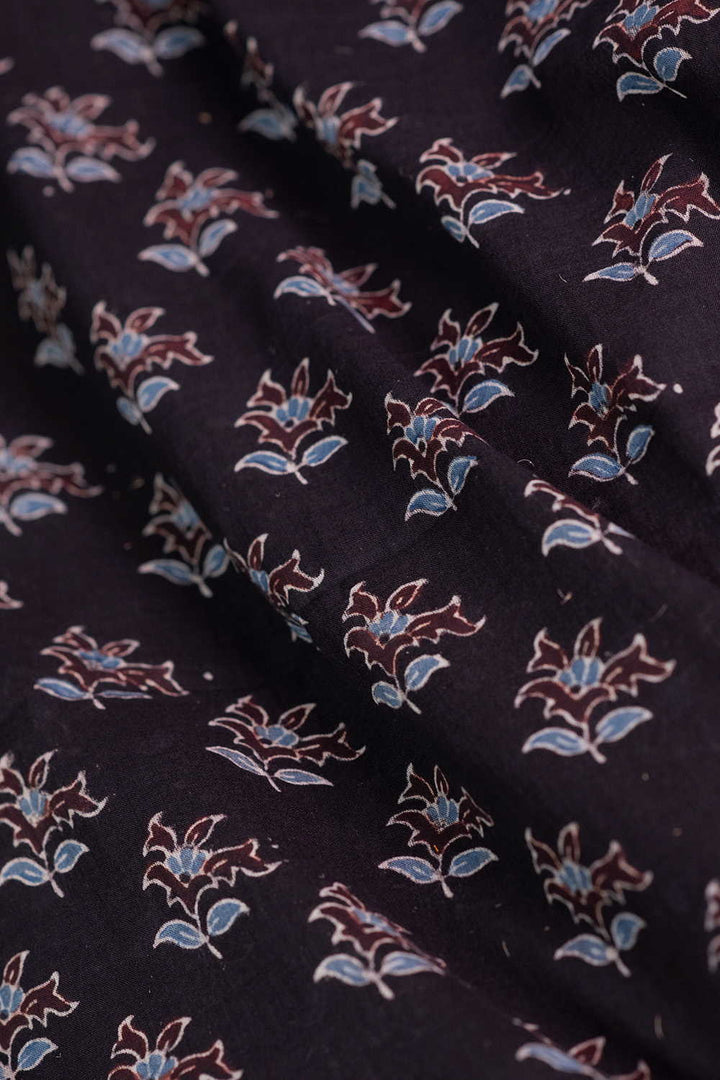 Ajrak Fabric - Matkatus