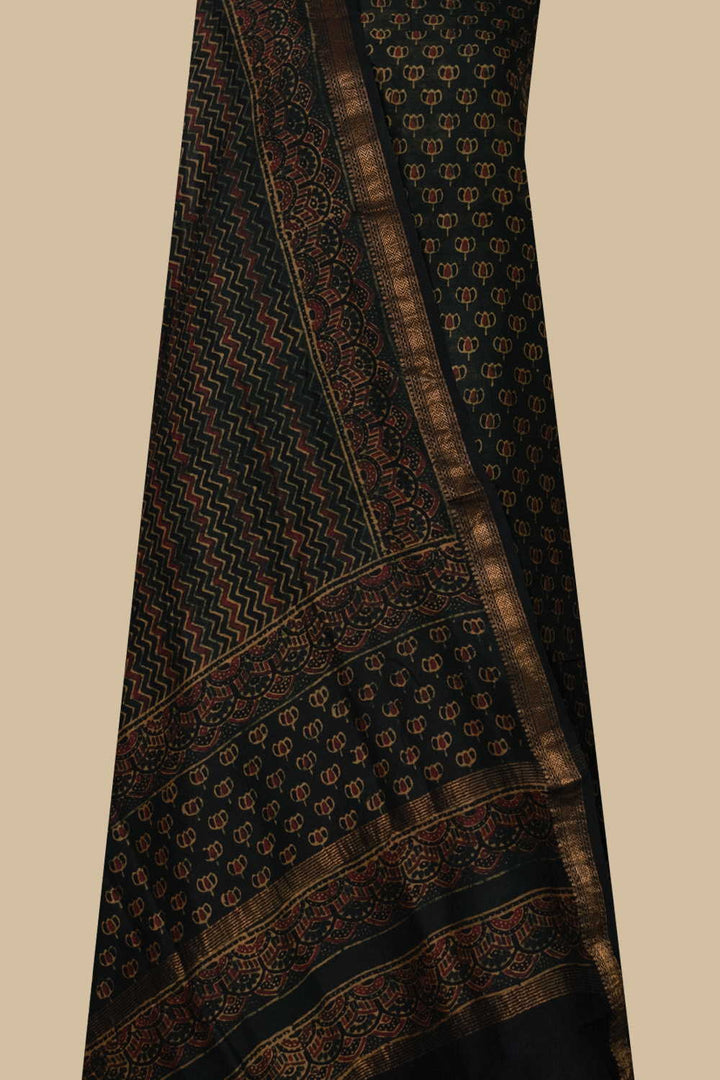 Unstitched Suits-Matkatus 