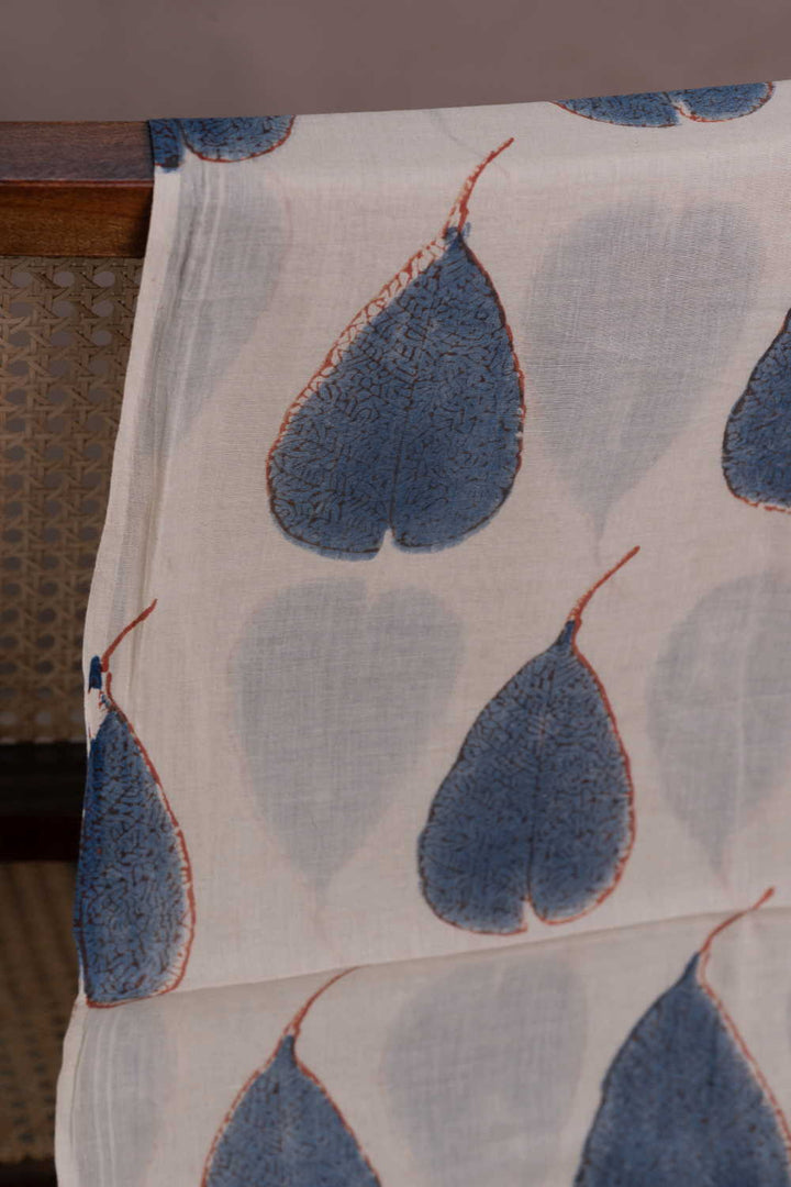 Leaf - Cream Ajrak Mul Cotton Fabric - 0.6m