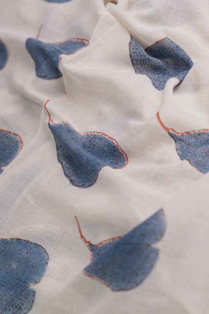 Leaf - Cream Ajrak Mul Cotton Fabric - 0.6m