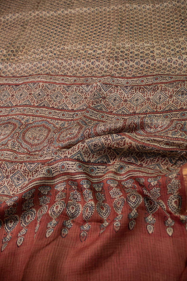 Ajrak Saree - Matkatus