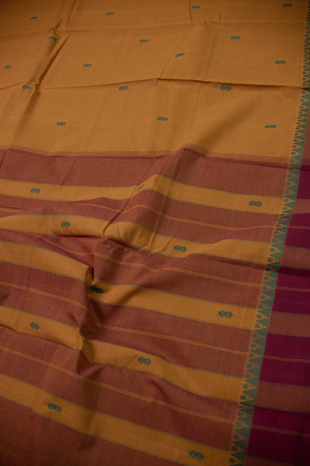 Sarees - Matkatus 
