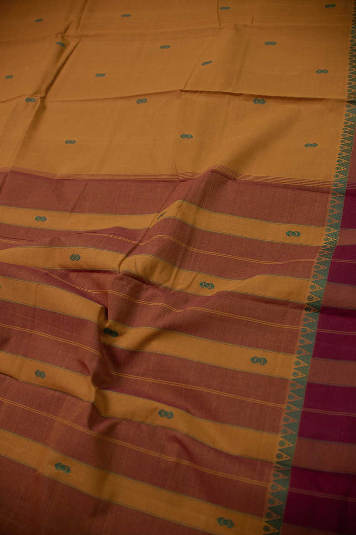 Sarees - Matkatus 