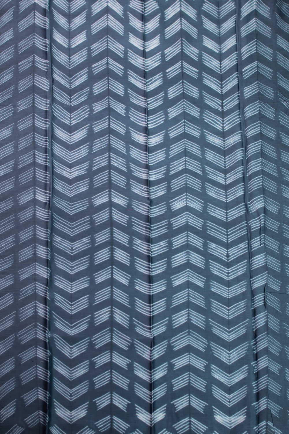 Shibori Suits - Matkatus 