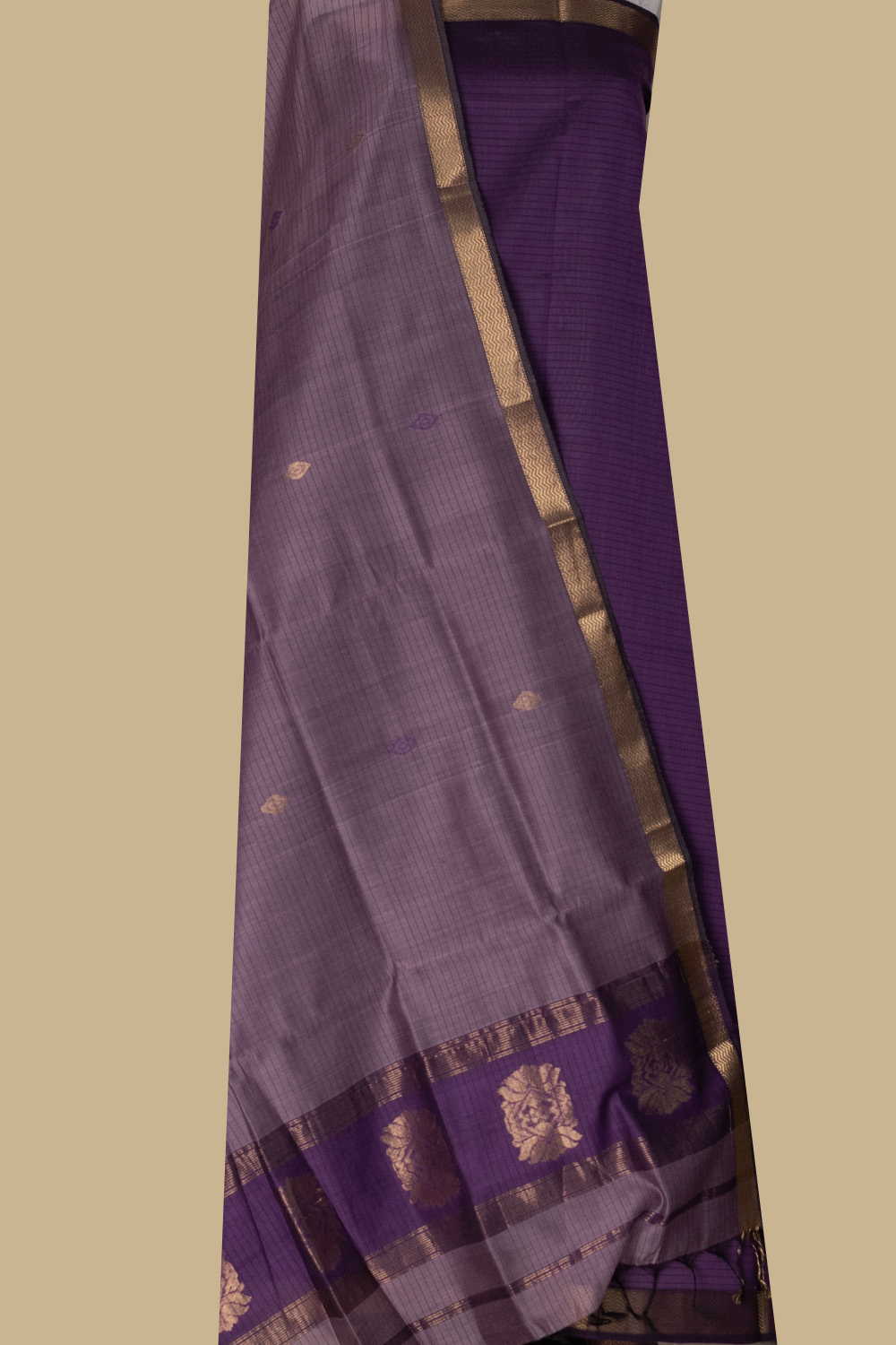 27 Piece Suits - Matkatus 