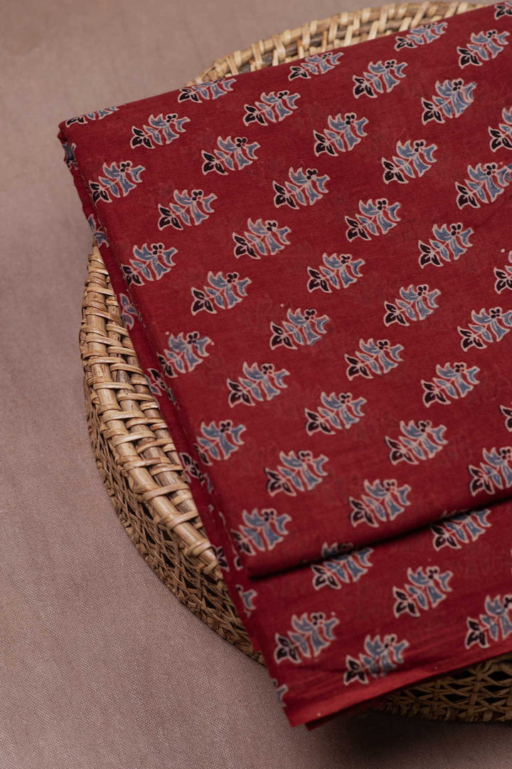 Ajrak Fabric - Matkatus
