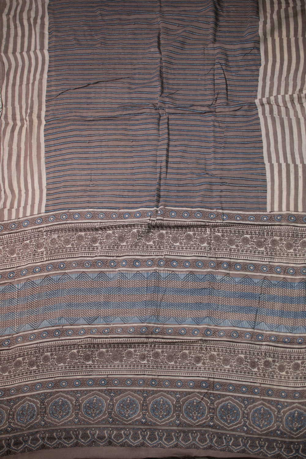 Sarees - Matkatus 