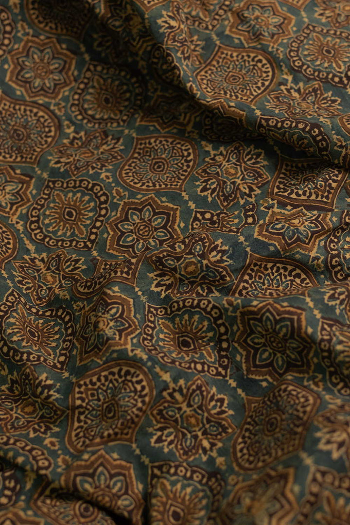 Ajrak Fabric - Matkatus 