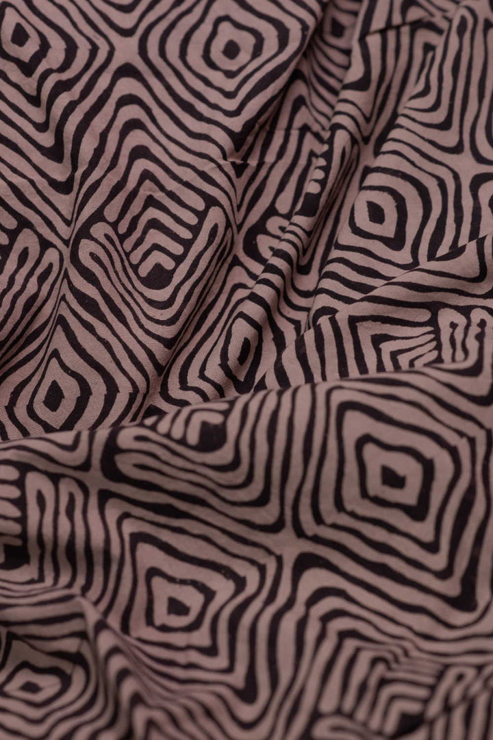 Fabric - Matkatus 