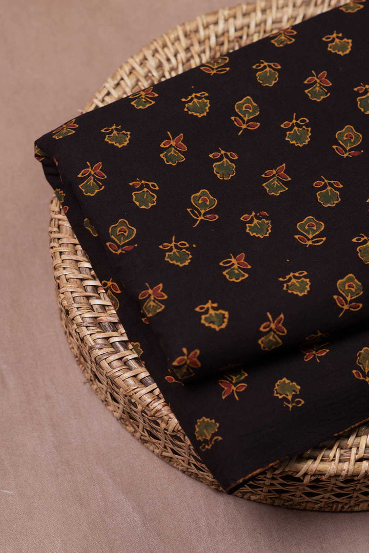 Ajrak Cotton Fabric - Matkatus 