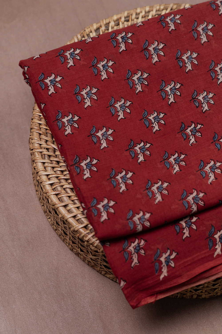 Ajrak Fabric - Matkatus