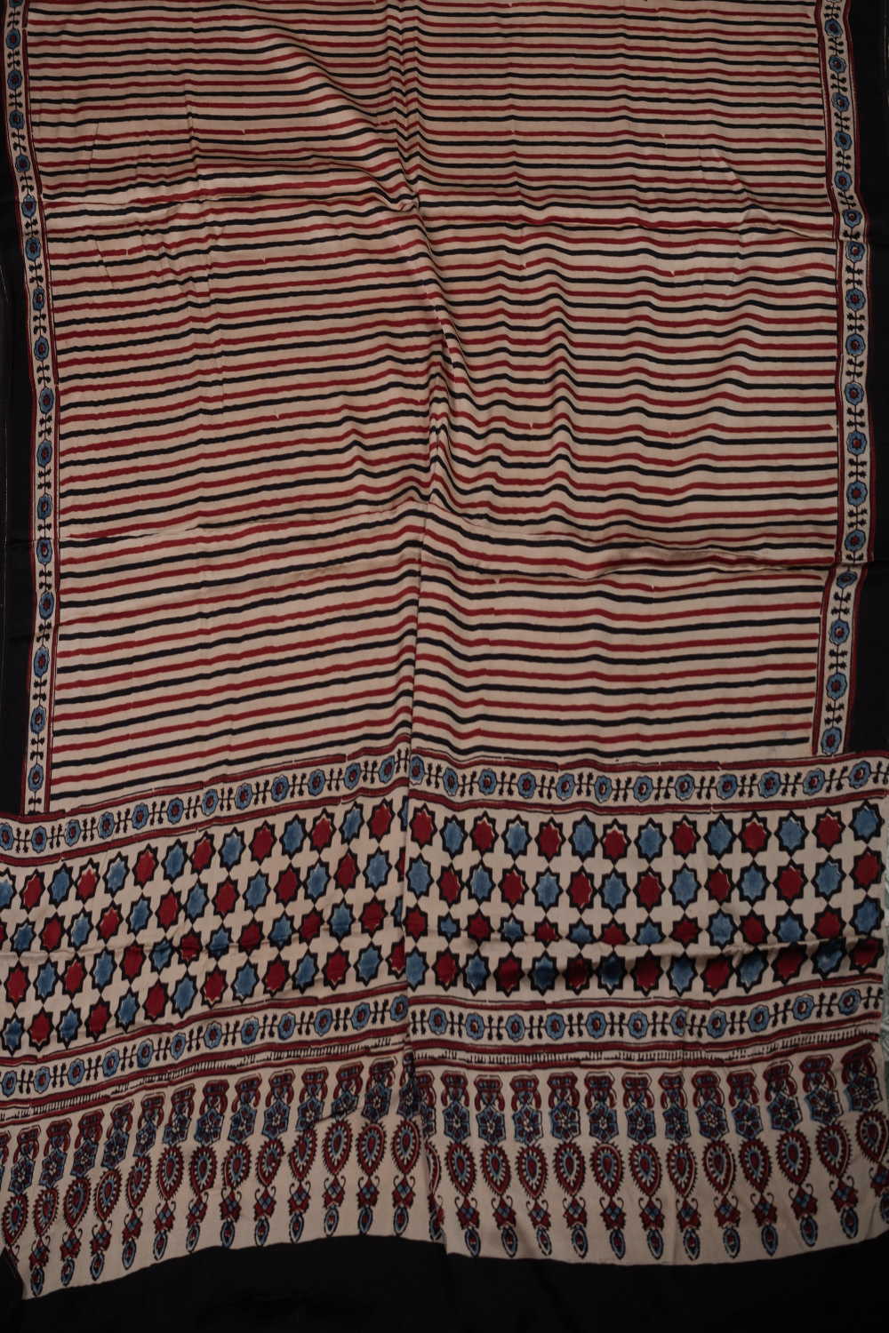 Unstitched Suits - Matkatus 