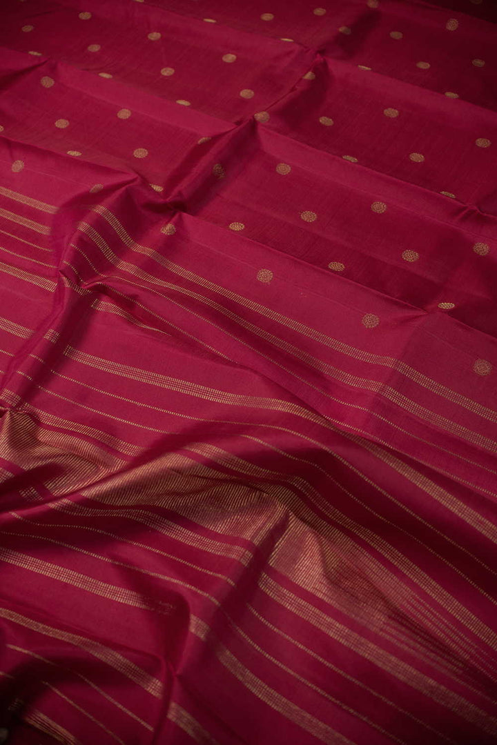 Patt Sarees - Matkatus 