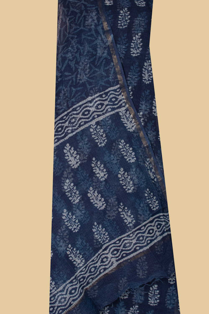 Unstitched Suits - Matkatus 