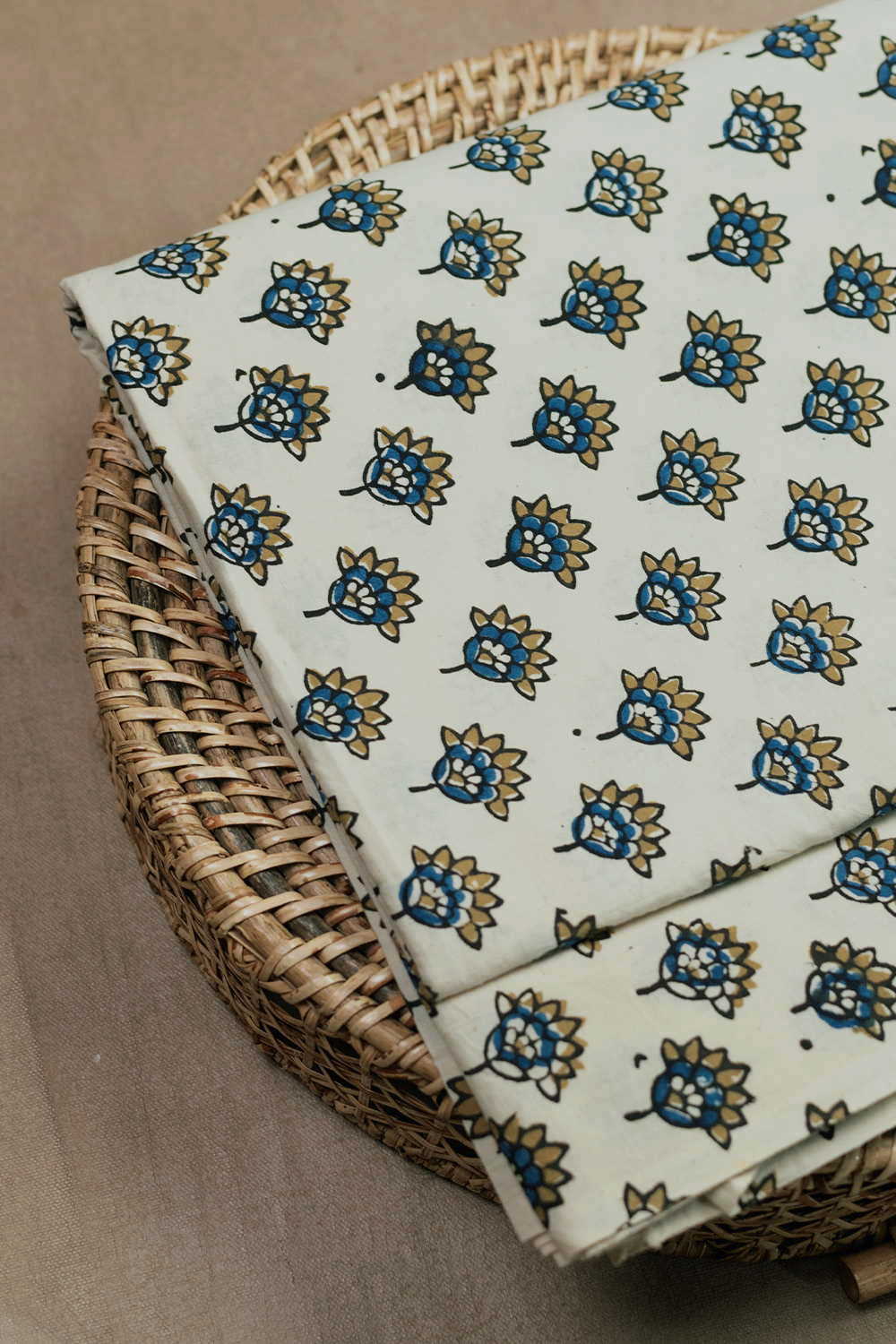 Ajrak Fabric - Matkatus 