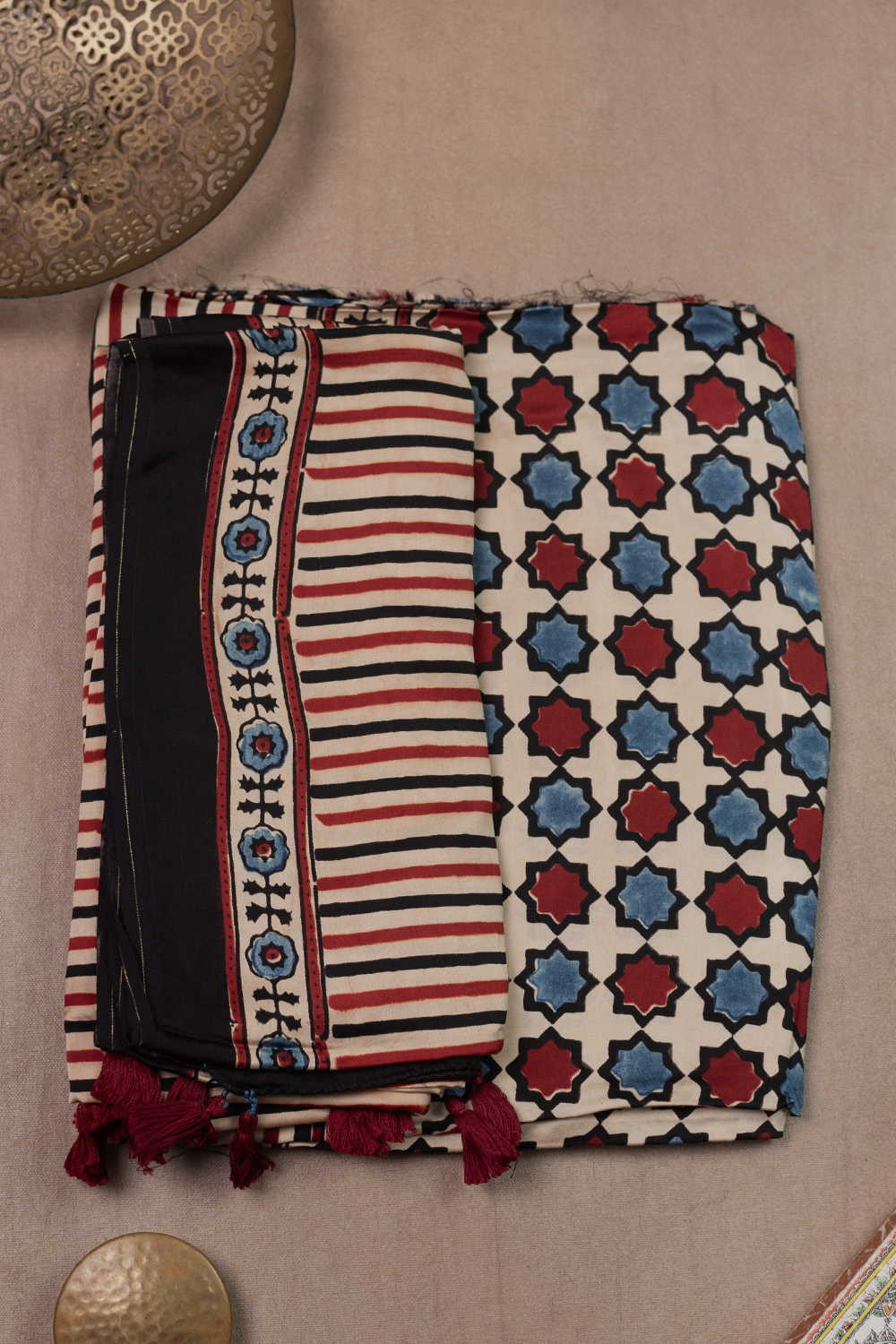 Unstitched Suits - Matkatus 