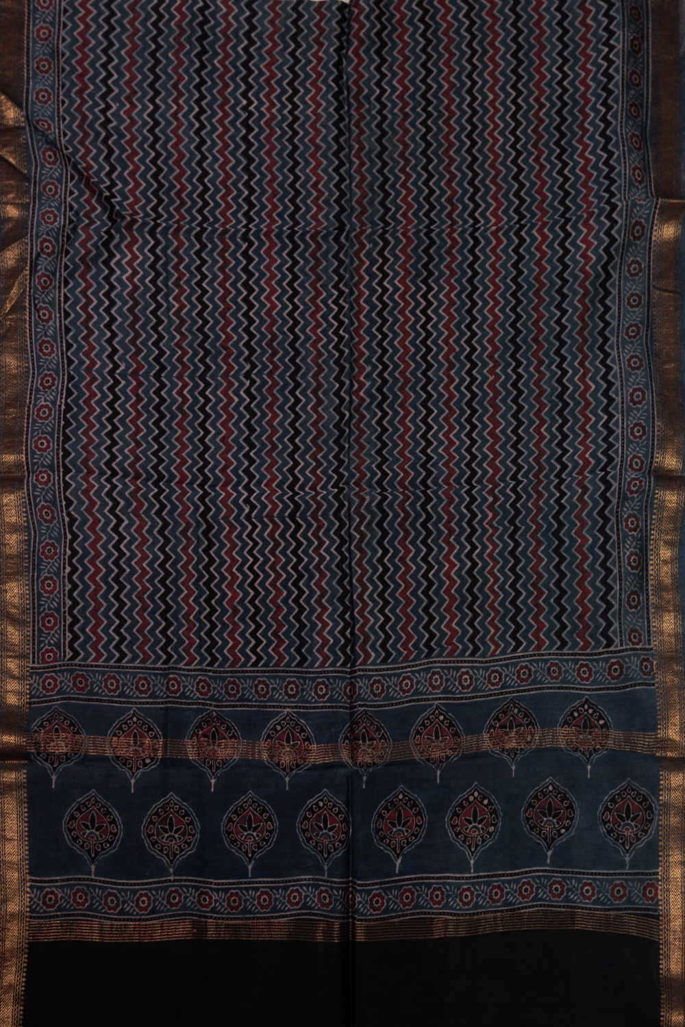 Ajrak print Suits-Matkatus 