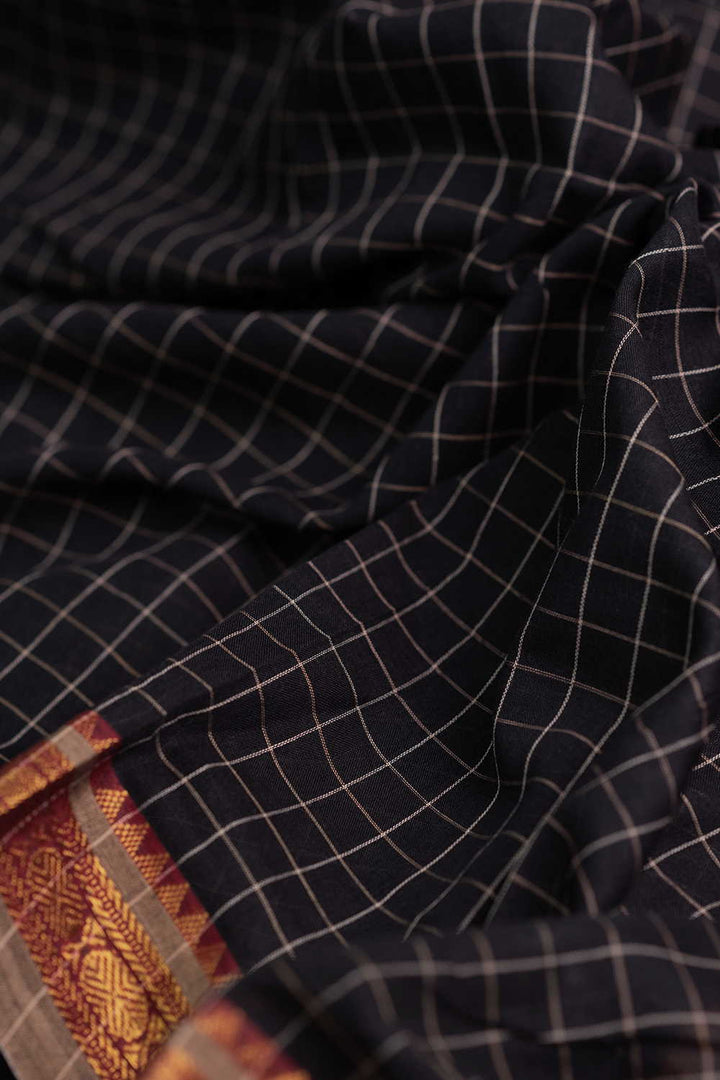 Cotton Fabric -  Matkatus 