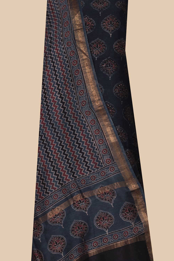 Unstitched Suits-Matkatus 