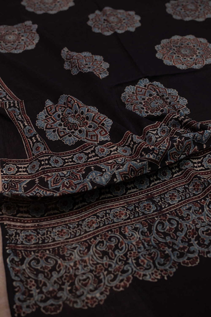 Dupattas - Matkatus