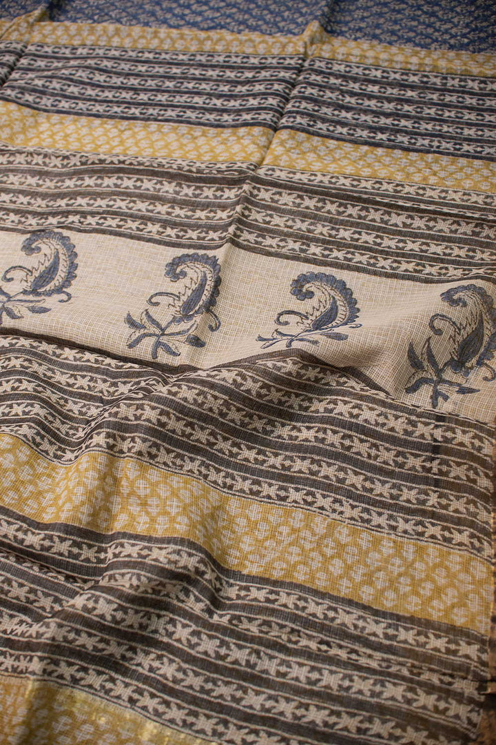 Sarees - Matkatus 