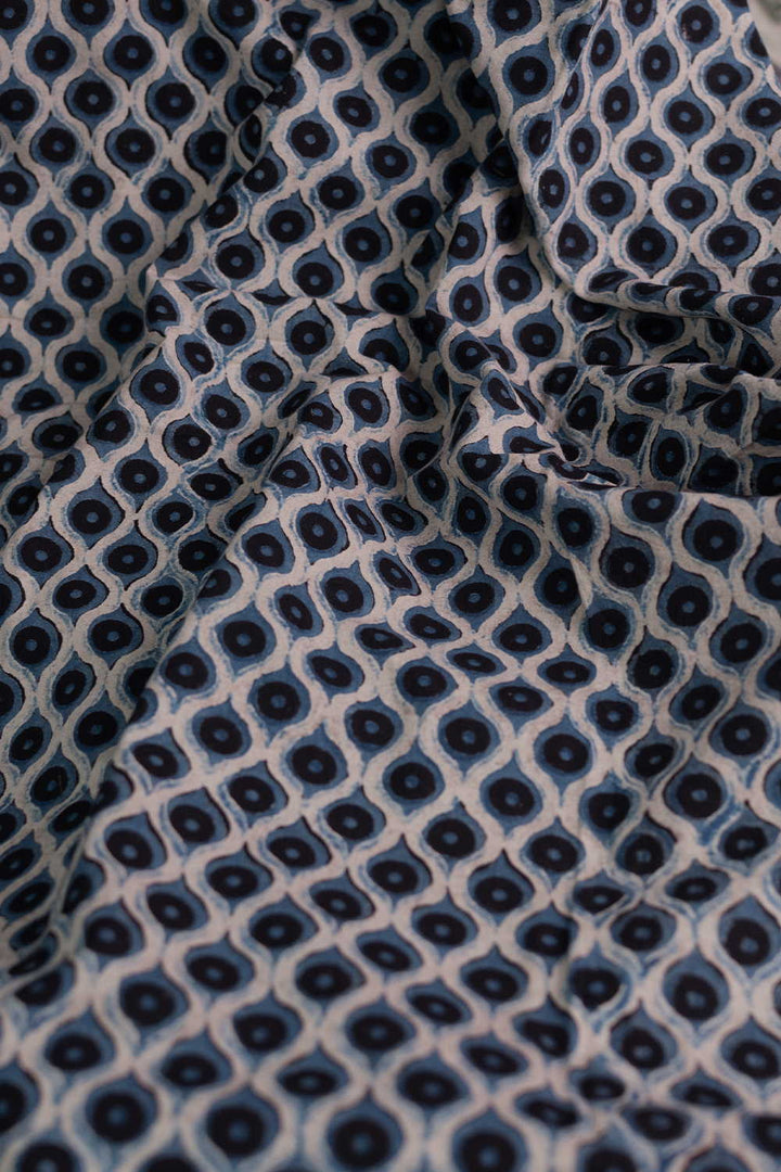 Ajrak Fabric - Matkatus 