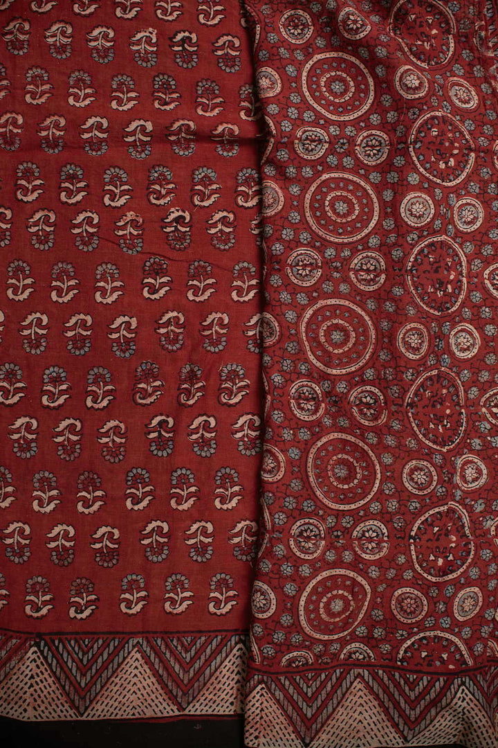 Sarees - Matkatus 