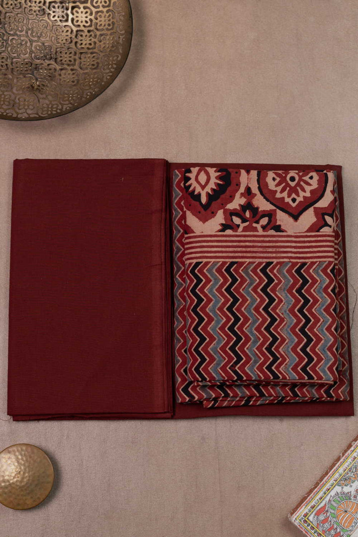 Ajrak Suits - Matkatus