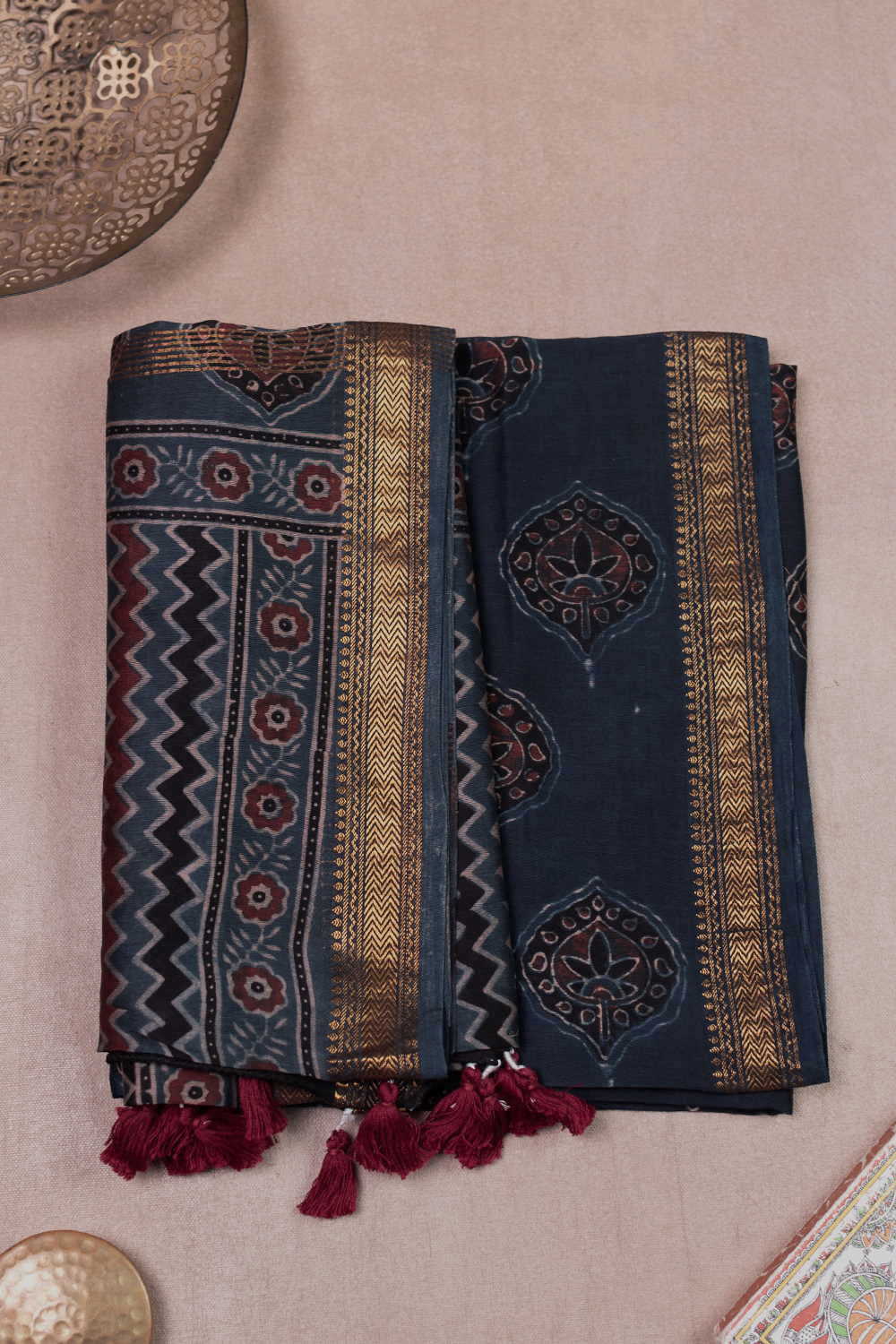 Ajrak Suits-Matkatus 