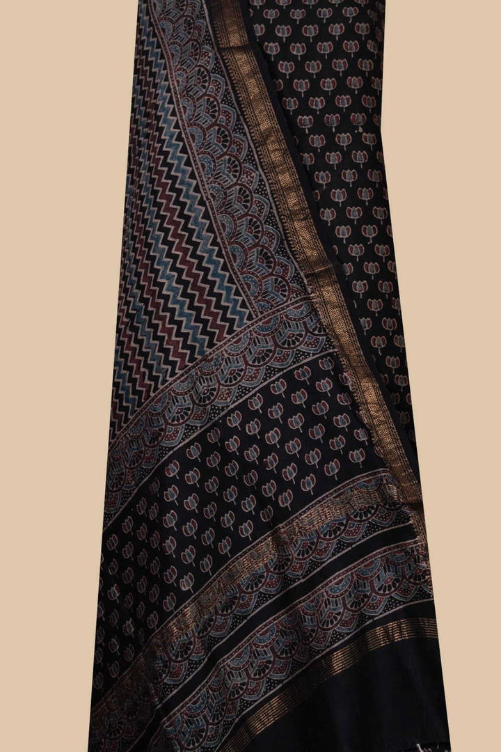 Unstitched Suits-Matkatus 