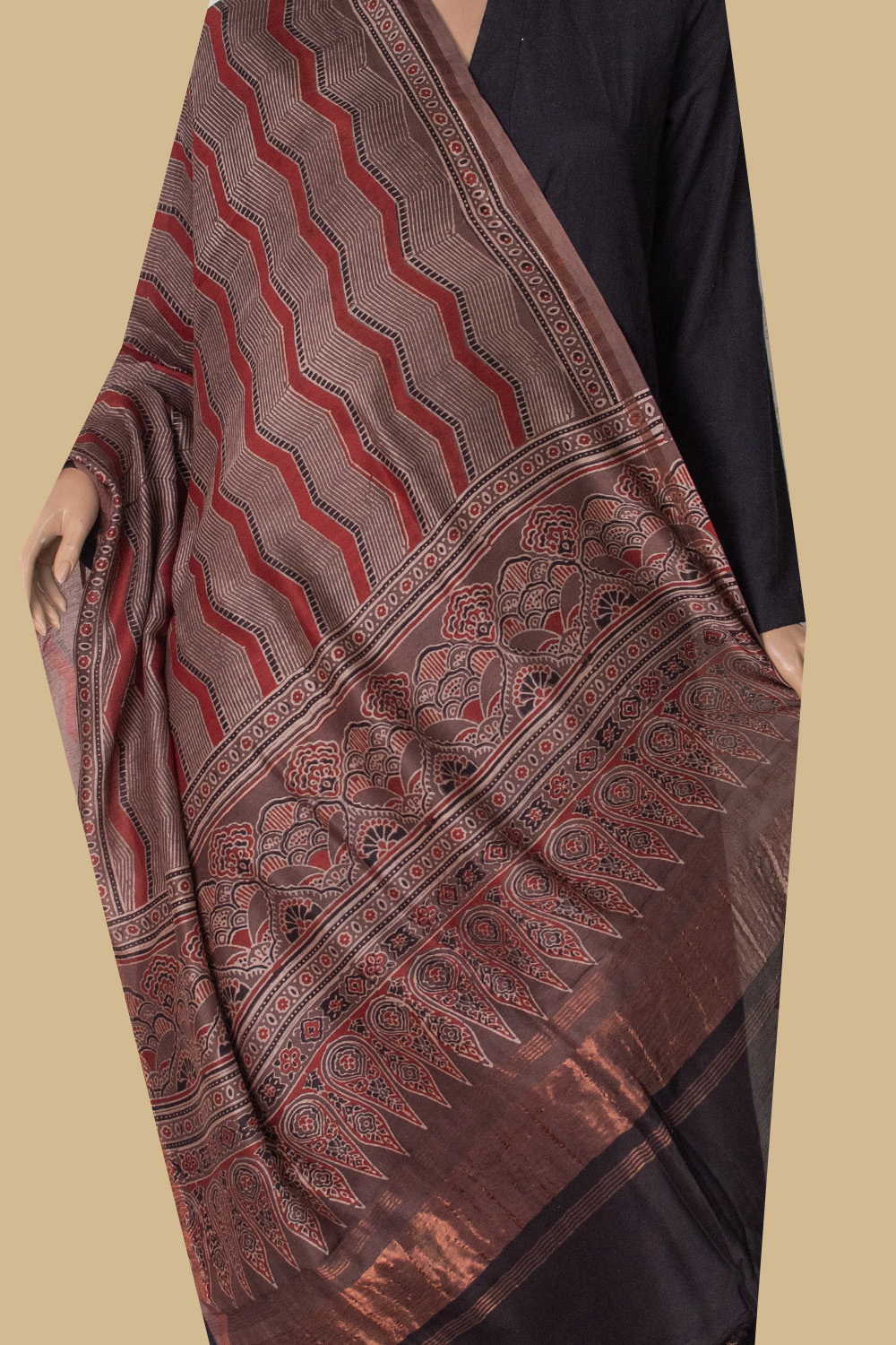 Ajrak Dupatta - Matkatus 