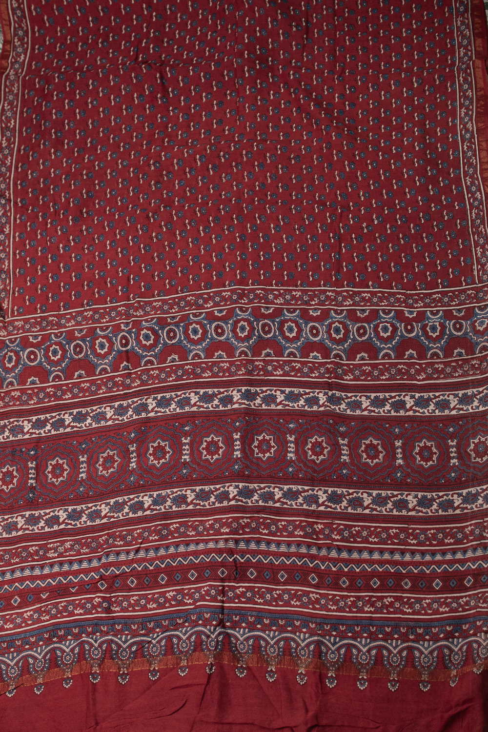 Sarees - Matkatus