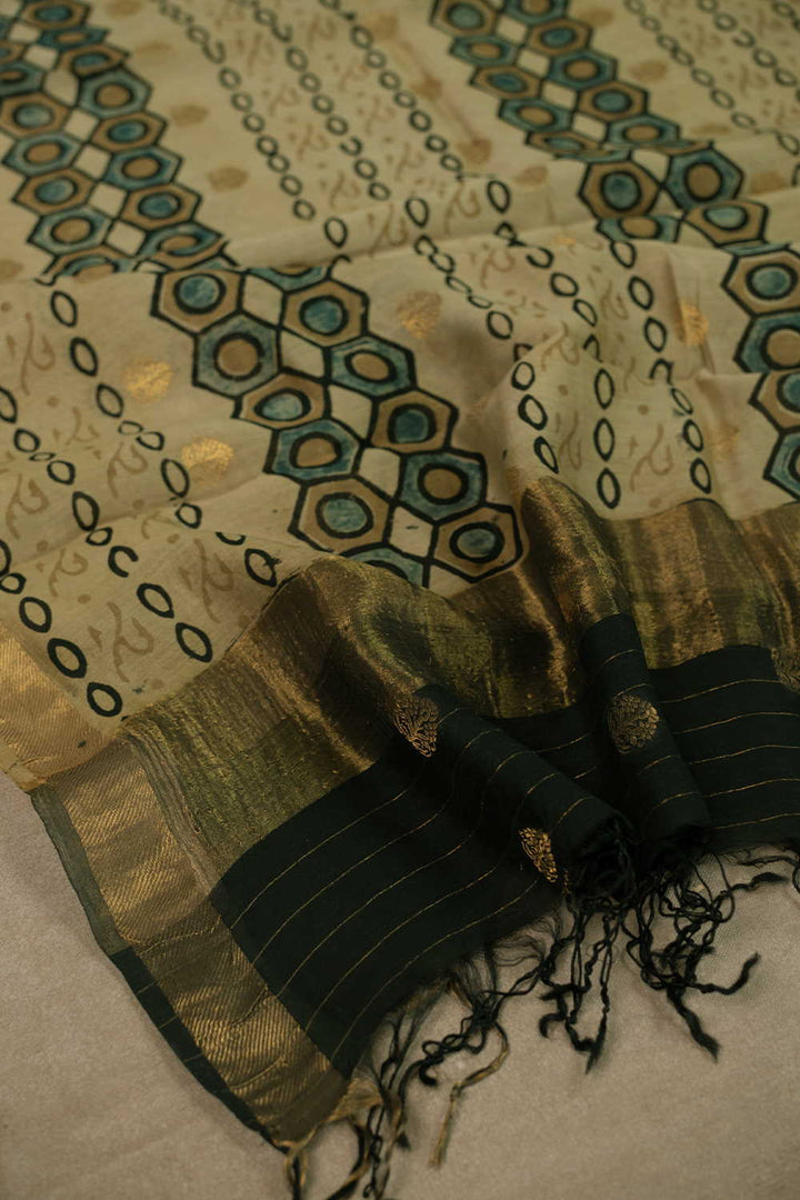 Dupattas - Matkatus 