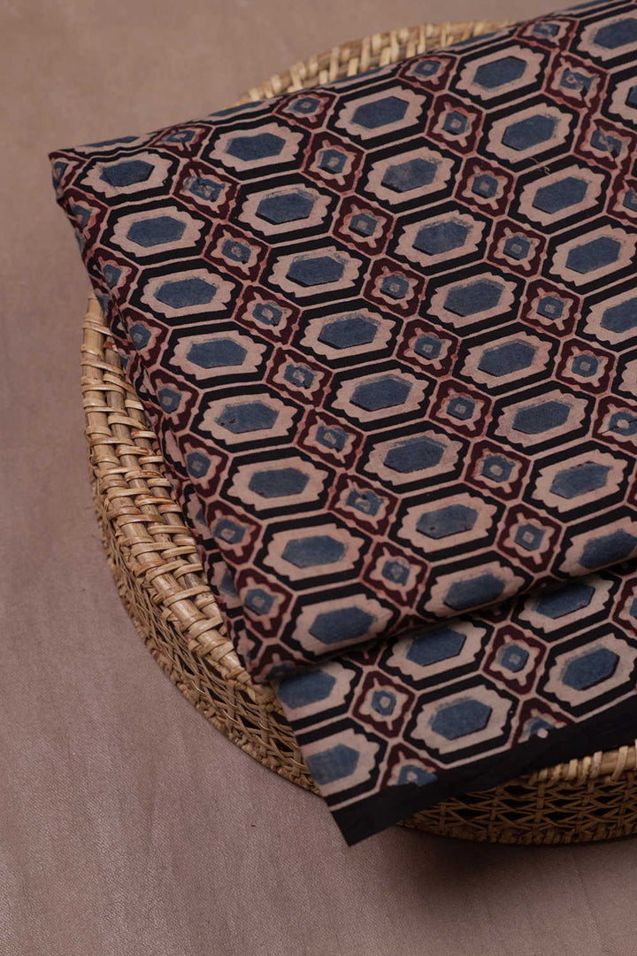 Ajrak Fabric - Matkatus 