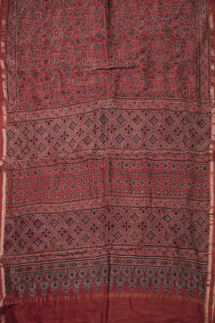 Sarees - Matkatus 