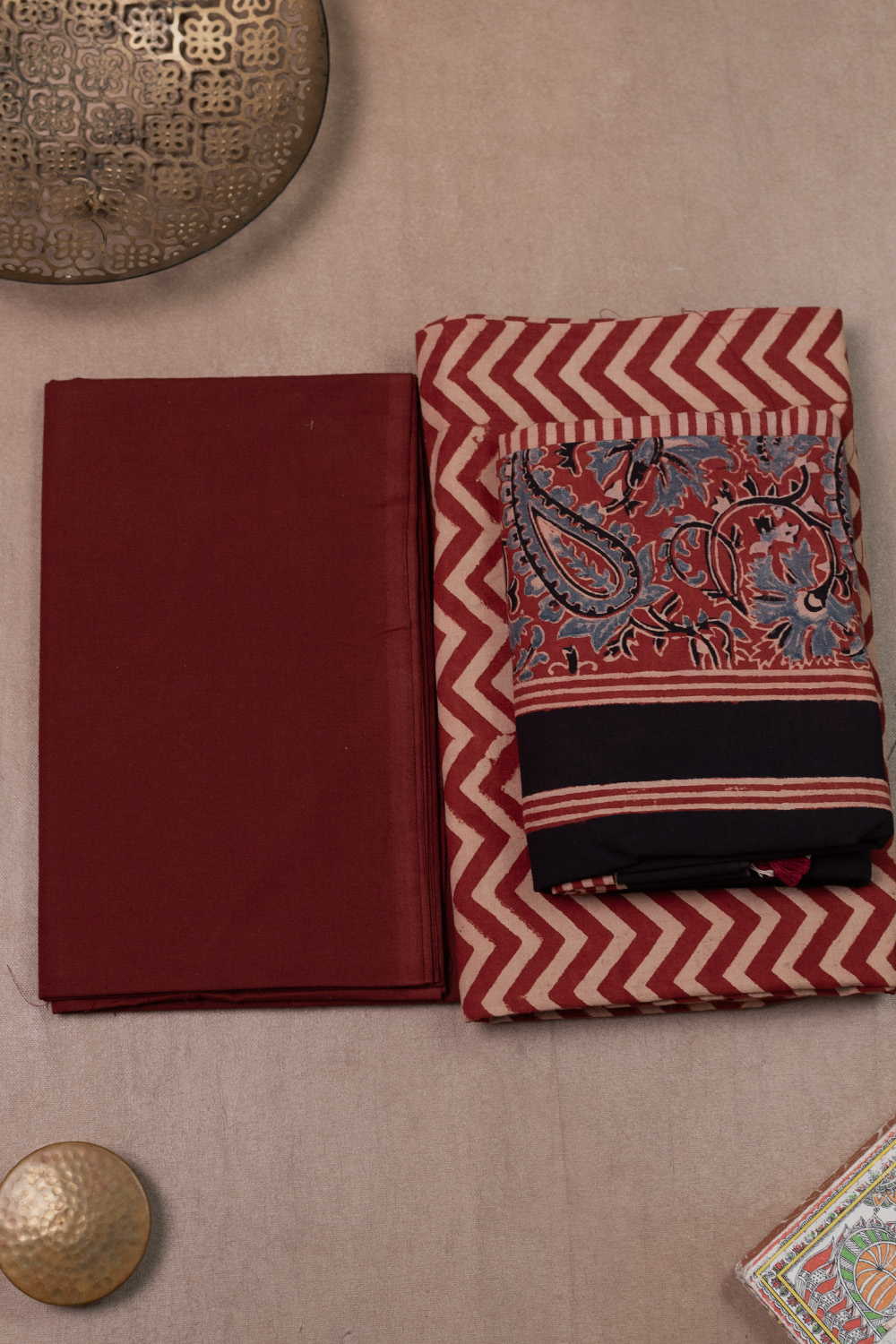 Ajrak Suits - Matkatus