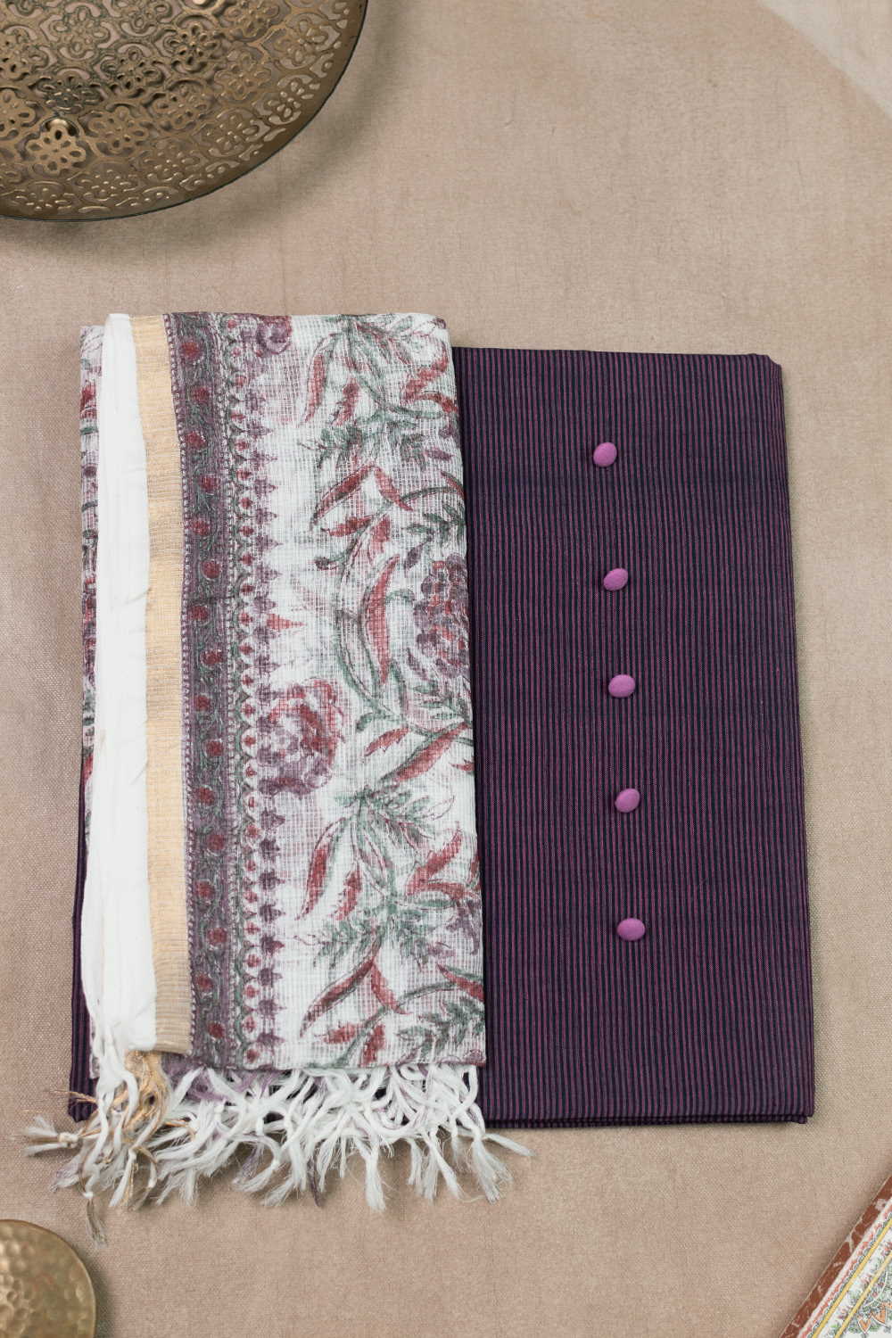 Unstitched Suits - Matkatus 