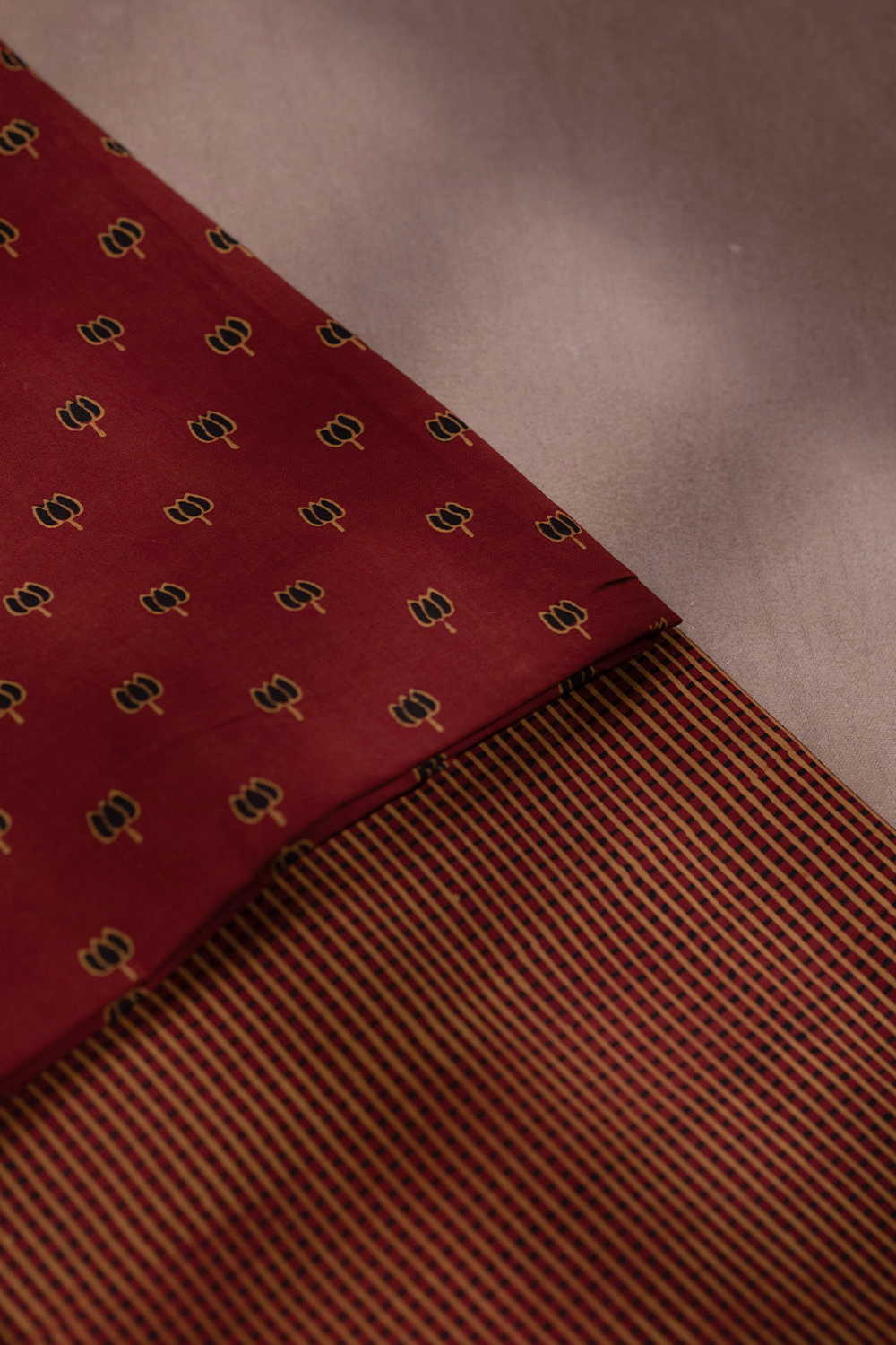 Unstitched Suits - Matkatus 